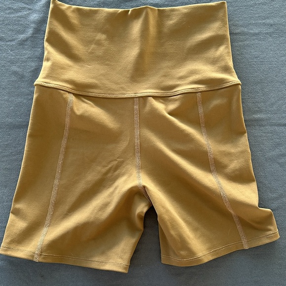 Short biker shorts by Live The Process. Size M. - Picture 4 of 9